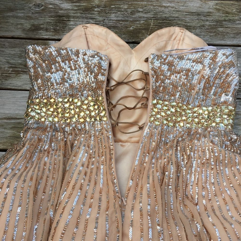 Sherri Hill Embellished Silk Fit & Flare Strapless Fit and Flare Dress 10 - Picture 13 of 16